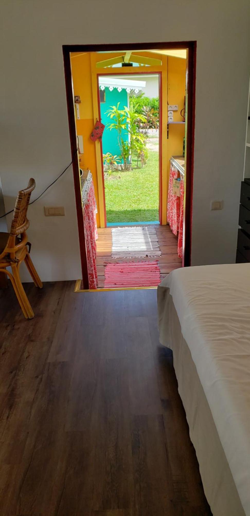 "Terevaa" 4 Villa Фаре Екстериор снимка